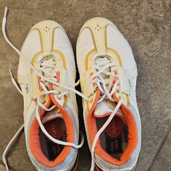 Ryka Women's White and Coral Athletic Shoes - Picture 11 of 12